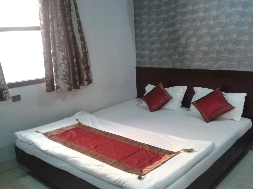 Hotel Hridey Inn Νέο Δελχί Δωμάτιο φωτογραφία